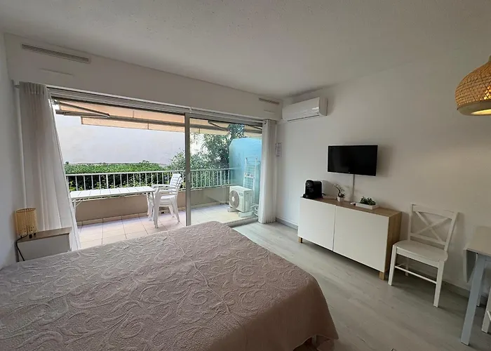 Climatise 2/3 Pers Proche Et Commerces, Balcon, Wi-fi, Parking Dispo - Fr-1-466a-7 דירה